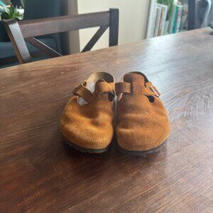 Birkenstock Boston Soft Footbed in Mink Suede